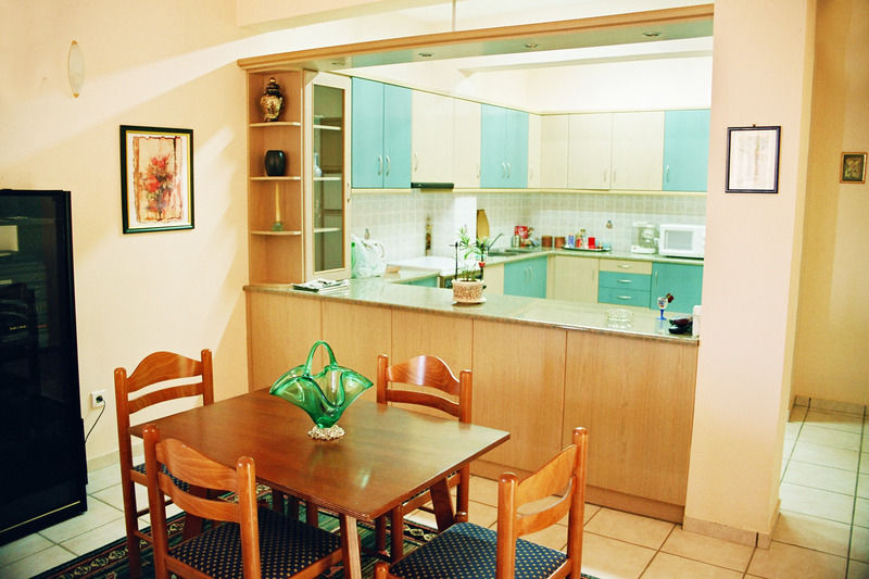Sandy Bay Hotel Plomari Екстер'єр фото