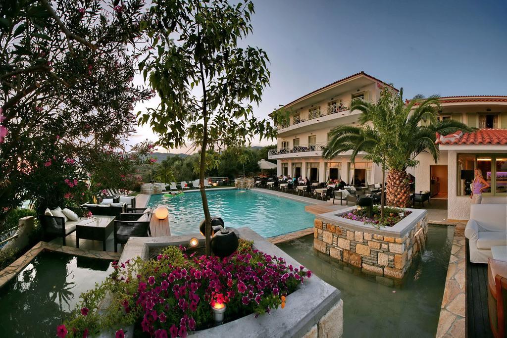 Sandy Bay Hotel Plomari Екстер'єр фото
